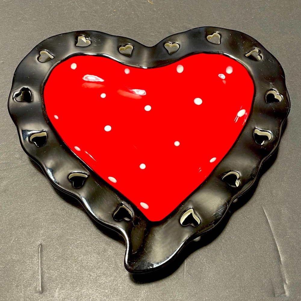 Heart shaped plate
